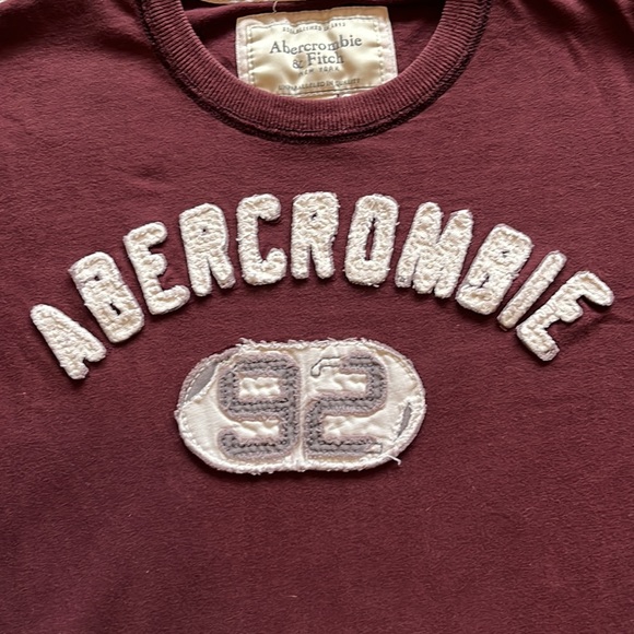 Abercrombie M T-Shirt - Picture 3 of 4